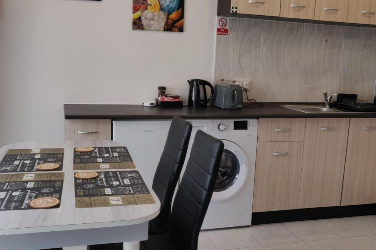 Sunny Day Flat Apartment St. Paul's Bay Ngoại thất bức ảnh